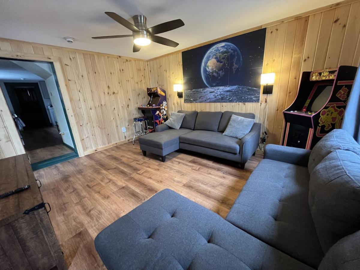2 Bed Berkshire Getaway Minutes To Jiminy Peak Ski Hancock Exterior foto