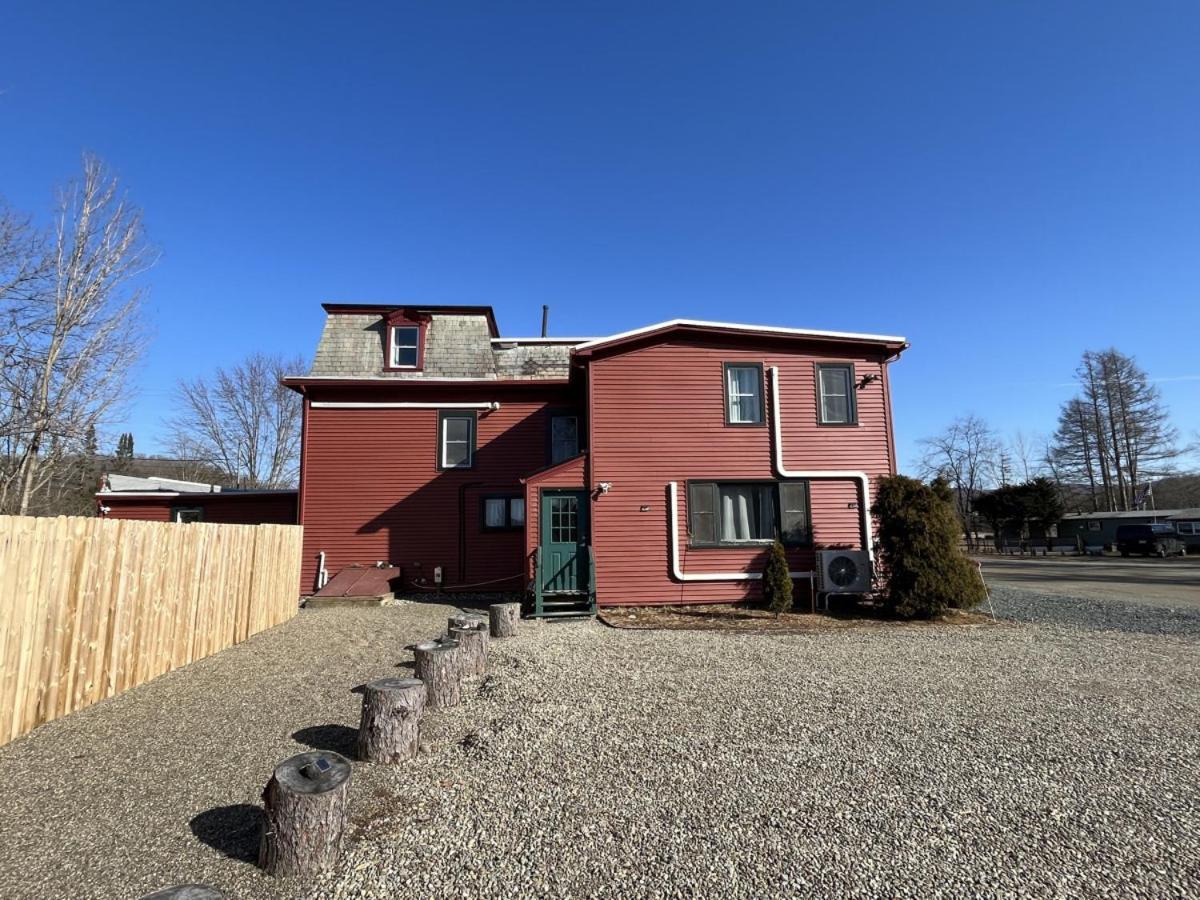 2 Bed Berkshire Getaway Minutes To Jiminy Peak Ski Hancock Exterior foto